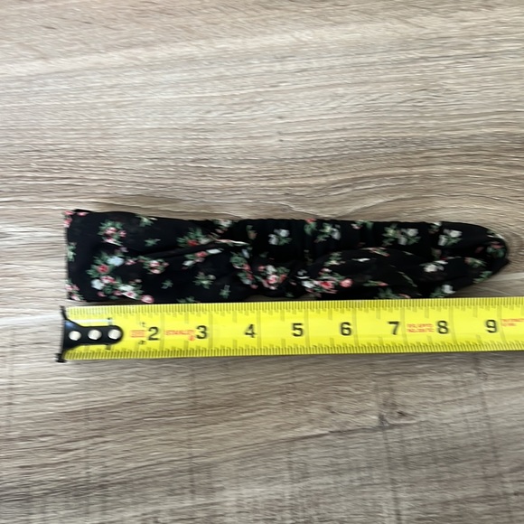 Girl’s Assorted Headbands 🎀 - Picture 4 of 5